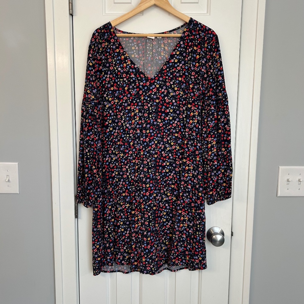 Gap floral dress, navy blue, V-neck, size large